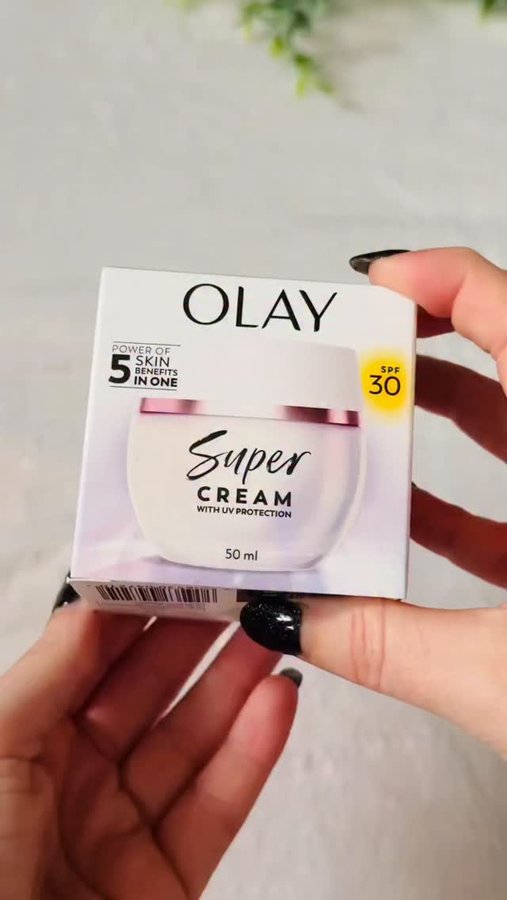 Instagram post by @testandreview2024 for SuperSavvyMe. Caption reads: I’ve been trying out the @olayuk Super Cream and....