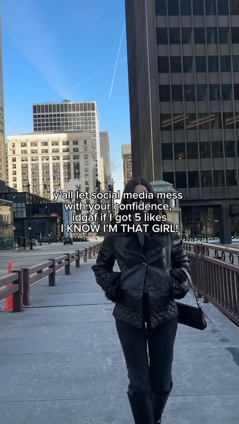 Instagram post by @girlhoodprincess for Printify. Caption reads: [...] be independent and a business owner is....