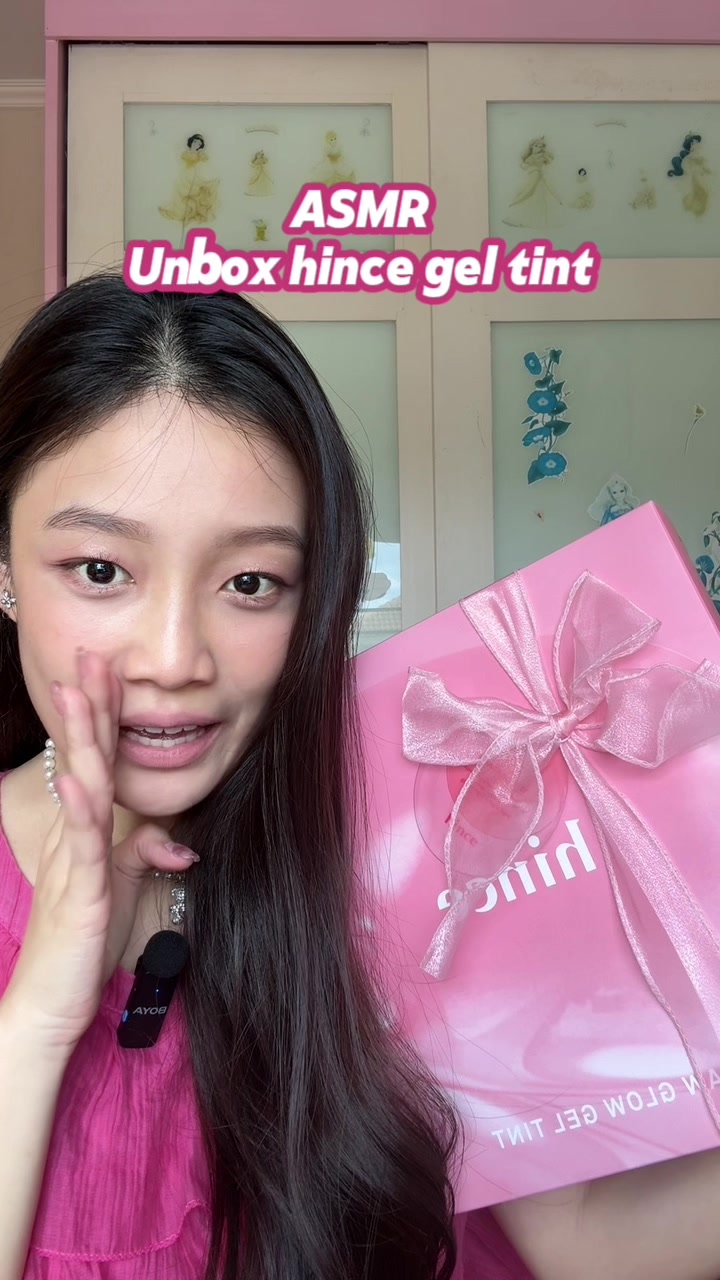 TikTok post by @noeynarintip for hince. Caption reads: Unbox hince raw glow gel tint new colors💓 @hince....
