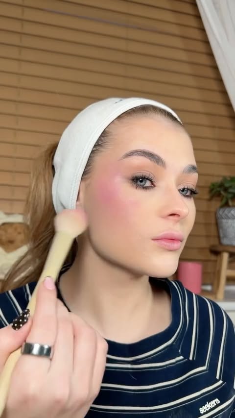 Instagram post by @byeleanorwood for Benefit Cosmetics. Caption reads: [...] products @rarebeauty brow gel....