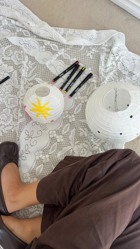 Instagram post by @__kemma for Sharpie. Caption reads: [...] & hand drawn rice paper shade made with....