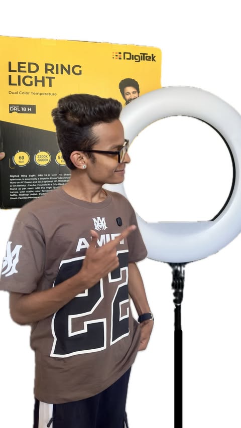 Instagram post by @theswagvogue_303 for Digitek. Caption reads: [...] content. Step up your setup with the Digitek....