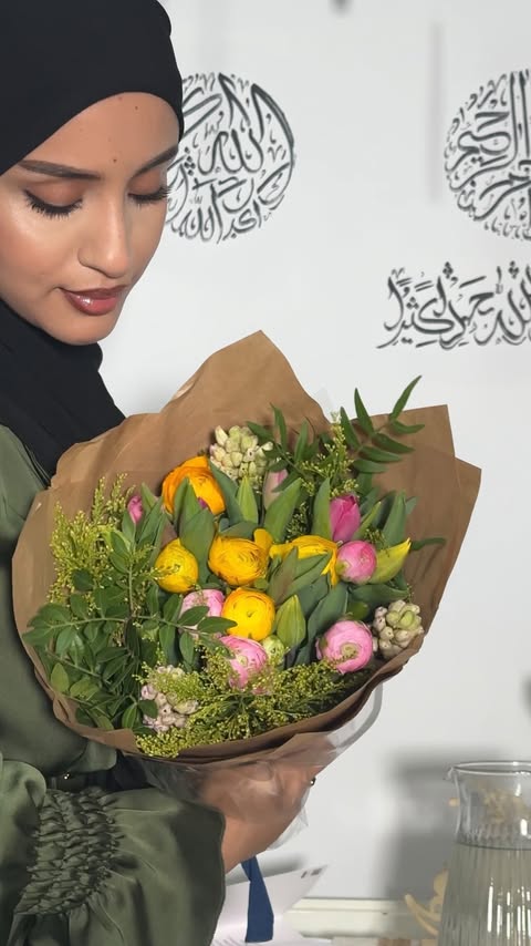 Instagram post by @safiyahtasneem for Arena Flowers. Caption reads: Share this post with someone who you think....