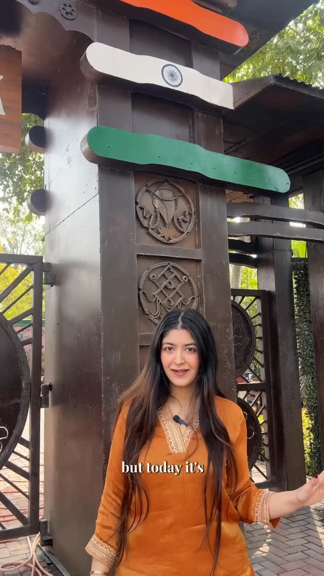 Instagram post by @_gurnoormanchanda__ for Paytm. Caption reads: [...] 🇮🇳 By Indians. For Indians. Every Paytm....