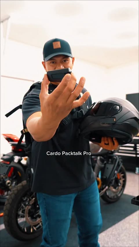 Instagram post by @apeflex for Cardo Systems. Caption reads: @cardosystems Easter SALE 🐣 Code:APE10 (20% OFF....