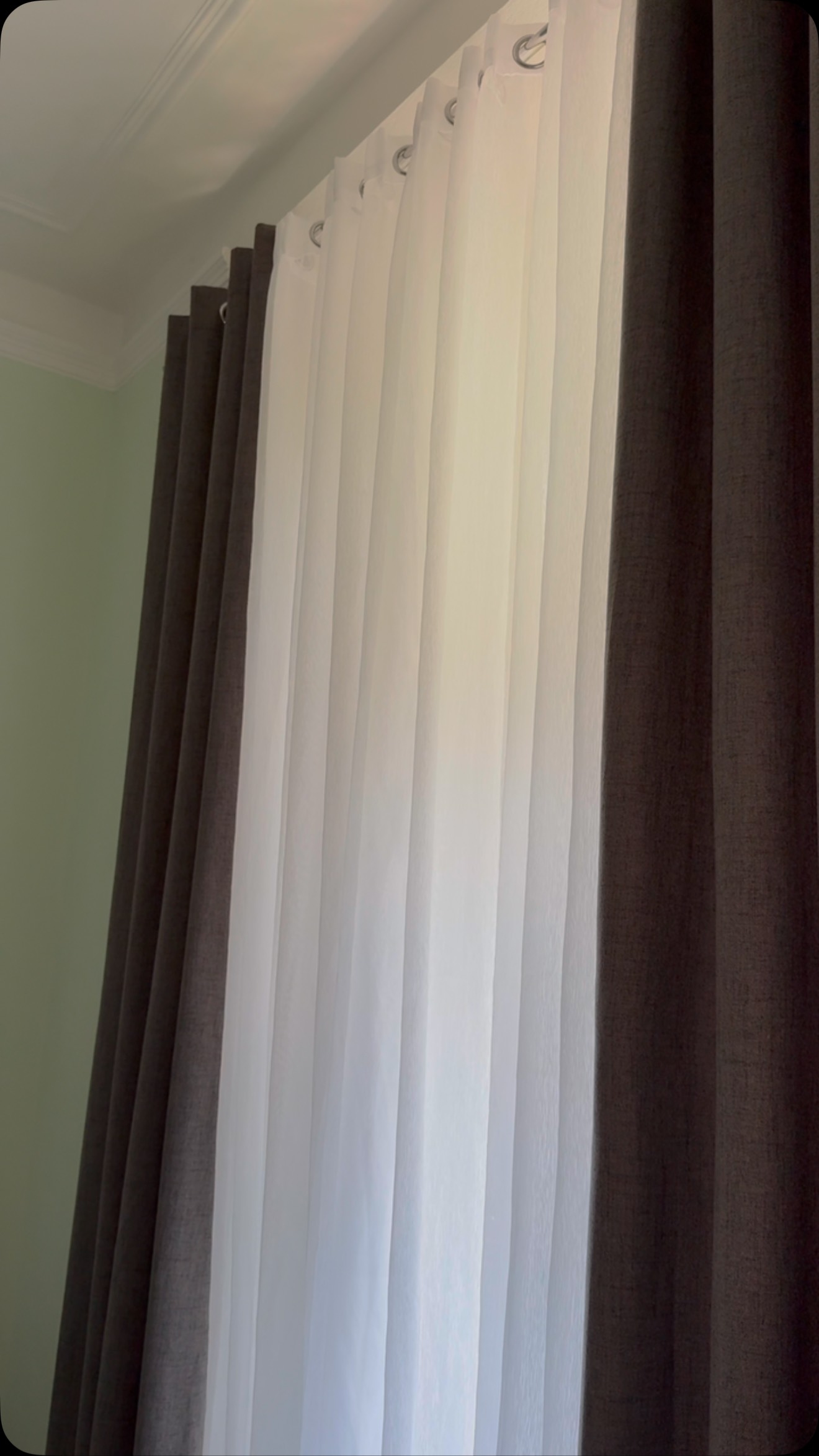 Instagram post by @rean_elona for Joydeco. Caption reads: [...] room or adding charm to your bedroom,....