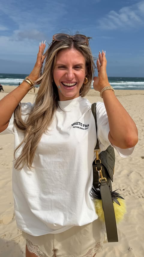 Instagram post by @chloeburrows for White Fox Boutique. Caption reads: [...] I couldn’t be happier 
Fit from....