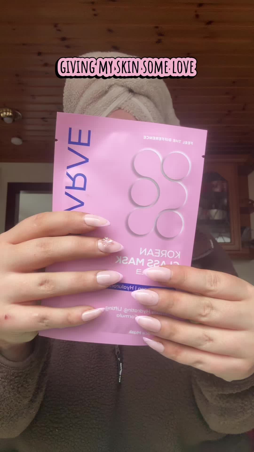 TikTok post by @niamhhenderson__ for Narae. Caption reads: one of my favourite face masks ever @Narae UK 🩷🩷....