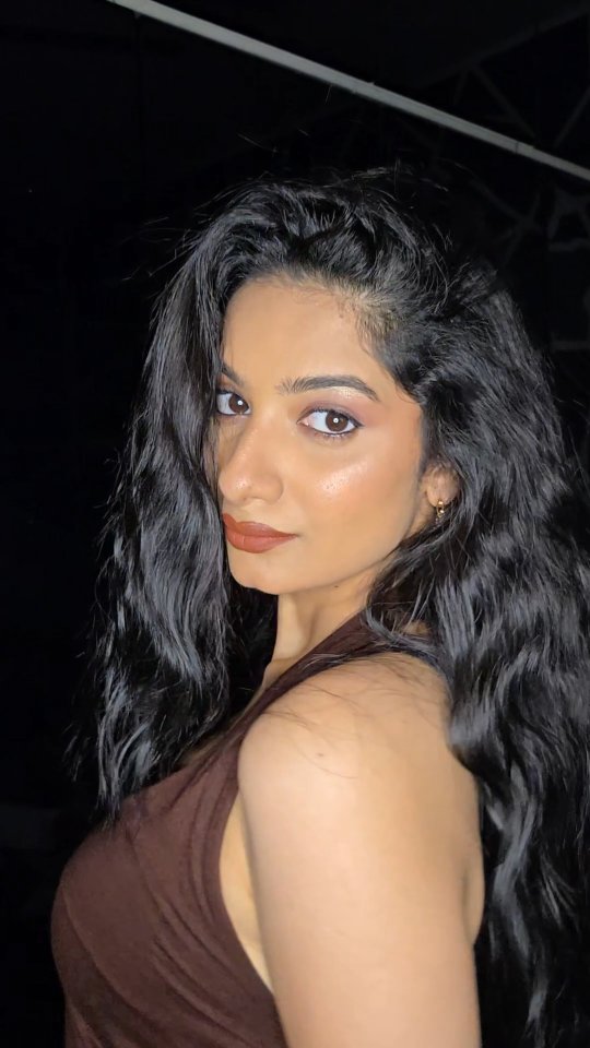 Instagram post by @prakruthikambam for Mermade Hair. Caption reads: Washed, dried, and then Mermade worked its magic ✨....