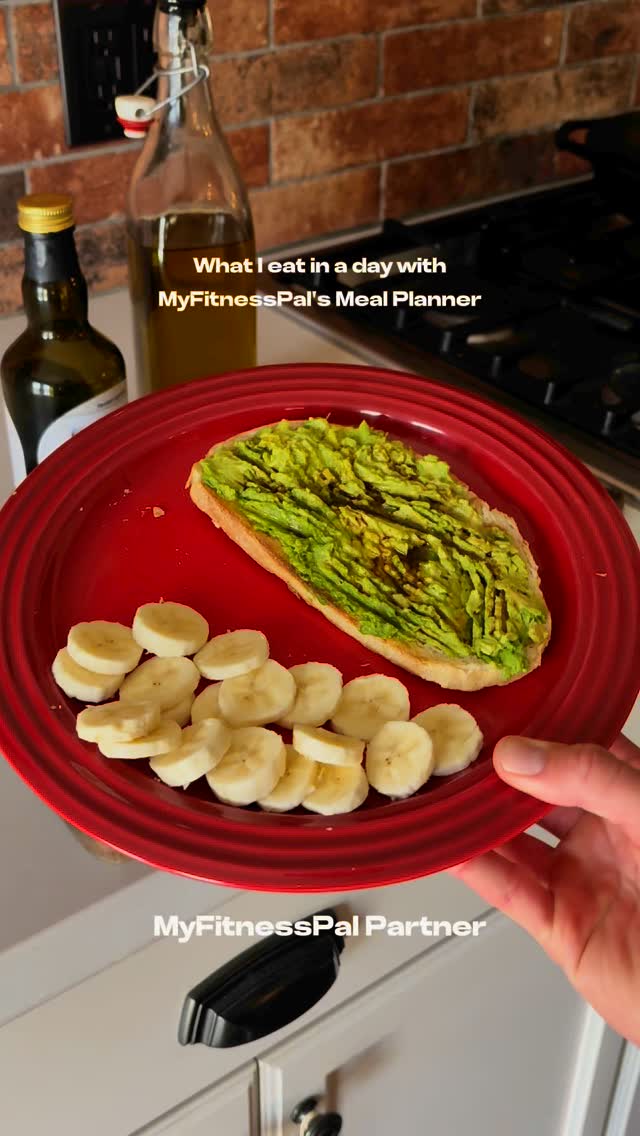 Instagram post by @jameslwhitee for MyFitnessPal. Caption reads: 3 meals, 1 app and zero guesswork with....