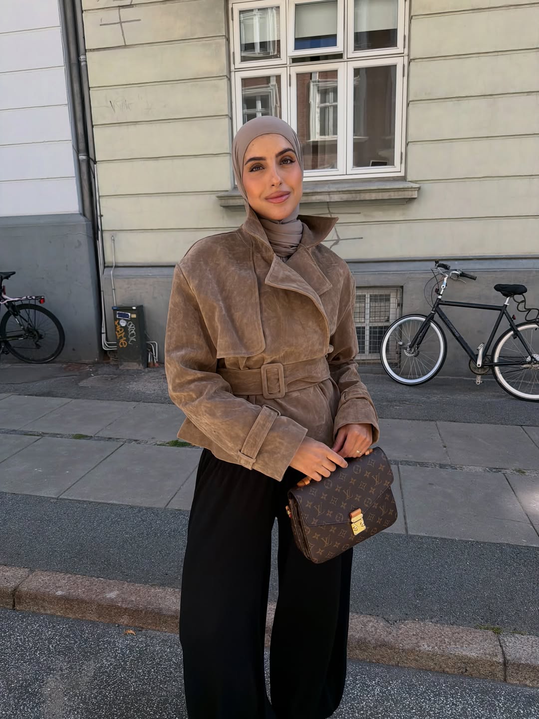 Instagram post by @sanah.nasrallah for NA-KD. Caption reads: Too much fall vibes? NA-KD currently has 30% off,....
