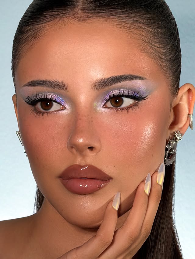 Instagram post by @mrdanielmakeup for NABLA Cosmetics. Caption reads: [...] the new Icy Mint Lip Candy Oil by....
