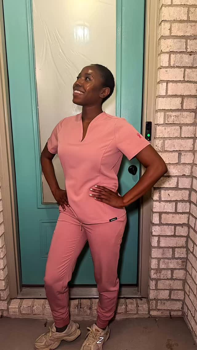 Instagram post by @jettakai for Jaanuu. Caption reads: [...] the link in my bio for 20% off your @jaanuu....