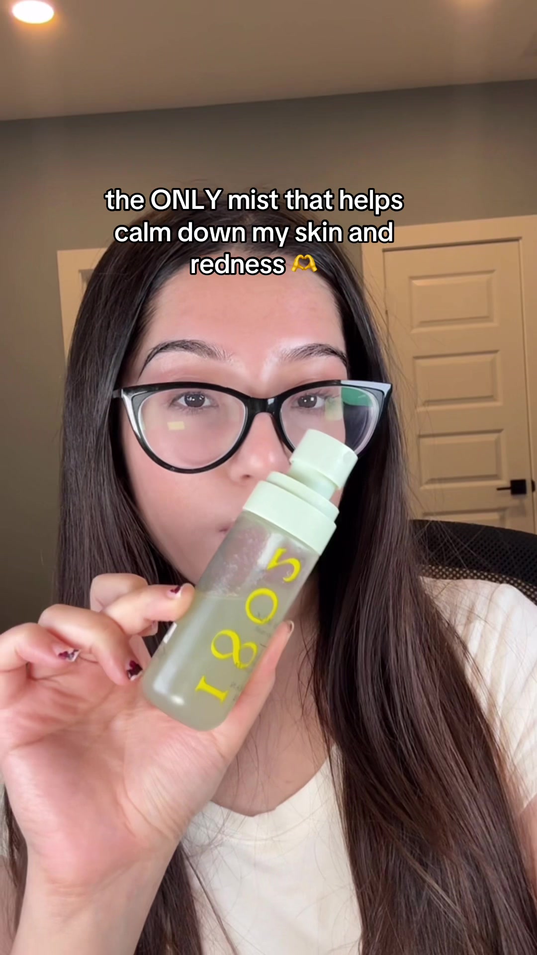 TikTok post by @dainaxox for Beekman 1802. Caption reads: [...] say goodbye to redness! 😍🫶💛  @Beekman....