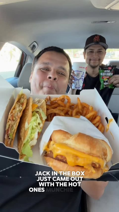 Instagram post by @gibbysgeekin for Jack in the Box. Caption reads: Trying @jackinthebox Hot Ones Munchie Meal With....