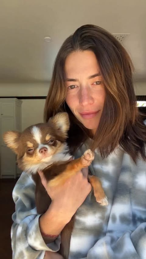 Instagram post by @victoriaparis for Native Pet. Caption reads: [...] allergies. Thank god for the @nativepet....