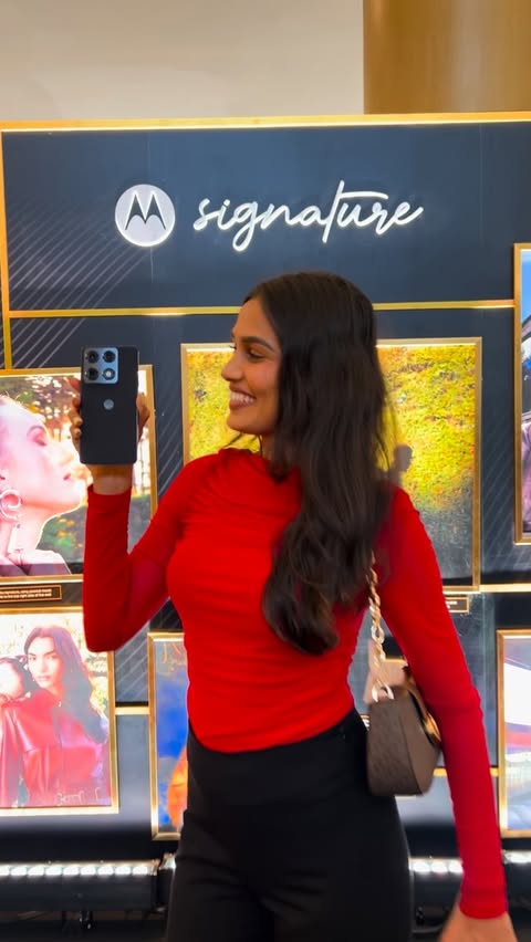 Instagram post by @dr_bhumikaarunwal_ for Reliance Digital. Caption reads: [...] Signature now at your nearest Reliance....