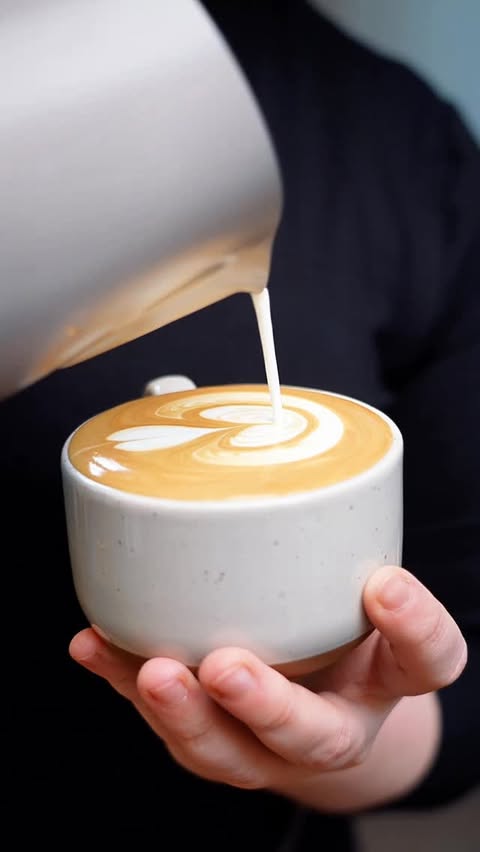 Instagram post by @morgandrinkscoffee for Flair Espresso. Caption reads: eWIZARD MILK STEAMING // The @flairespressomaker....