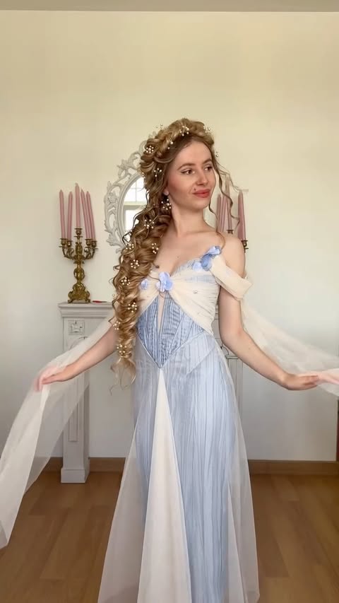 Instagram post by @jeanne.dordain for Lacemade. Caption reads: 🧚Dress @lacemadeofficial -18% discount code :....