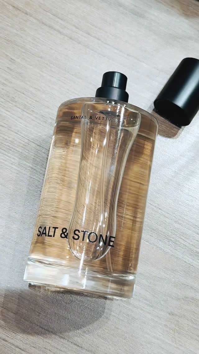 Instagram post by @thebestfacebeautyblog for SALT & STONE. Caption reads: ✨ My first time trying 𝐒𝐀𝐋𝐓 & 𝐒𝐓𝐎𝐍𝐄 and....