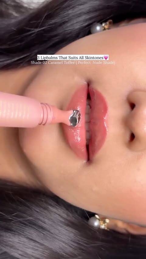 Instagram post by @surbhireviews for Typsy Beauty. Caption reads: The Perfect glosses you need to try🤎✨

Comment “....