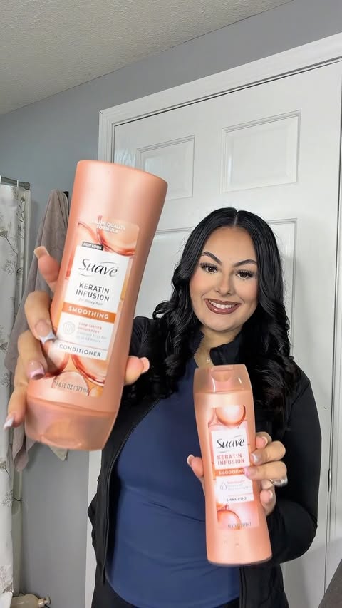 Instagram post by @erika_juliannaa for SoFabMedia. Caption reads: #ad #SuavePartner Salon-inspired hair without the....
