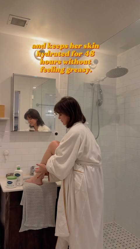 Instagram post by @lexiconofstyle for Cetaphil. Caption reads: [...] when it’s actually your entire body....