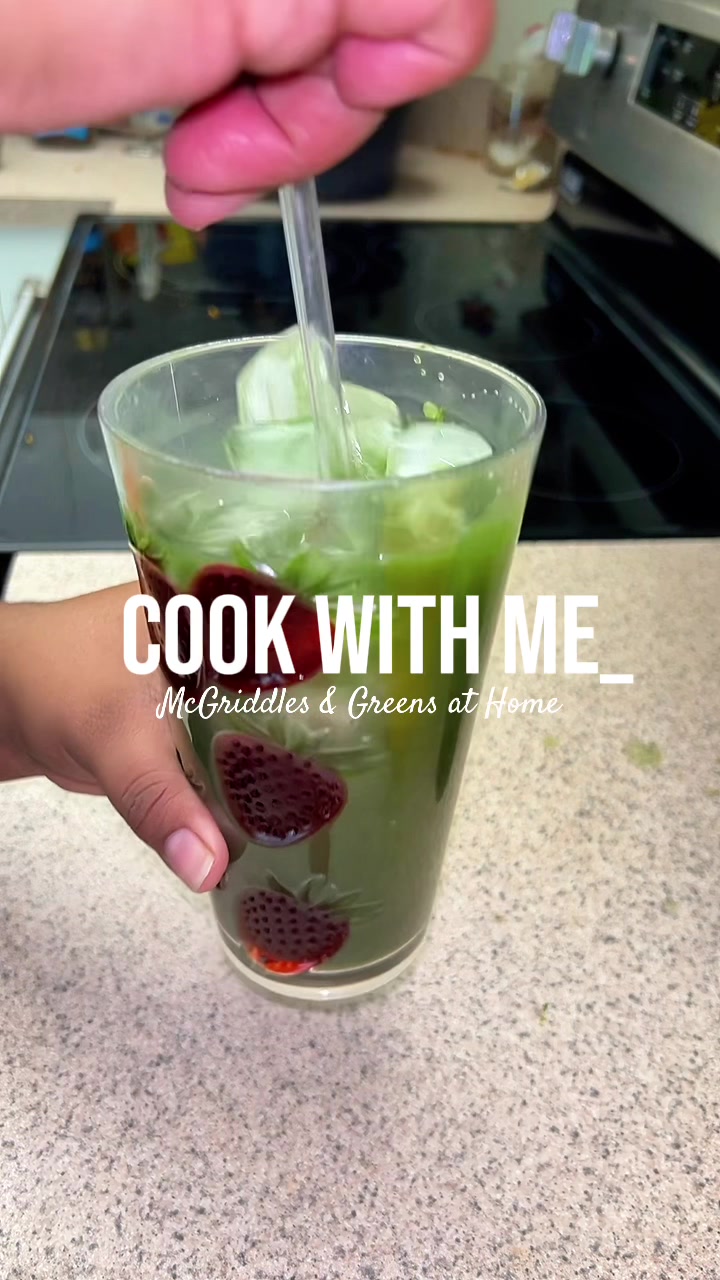 TikTok post by @marilynndiazz for KIALA NUTRITION. Caption reads: I found one of the cutest skillets right here on....