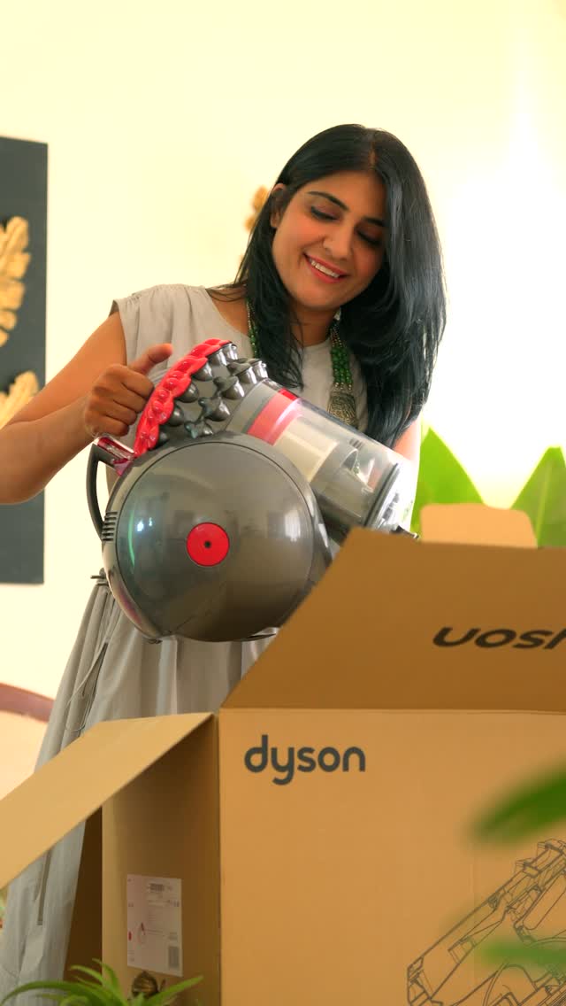 Instagram post by @creative_homes.and.gardens for Dyson. Caption reads: #collaboration
Every week, Delhi sends its finest....