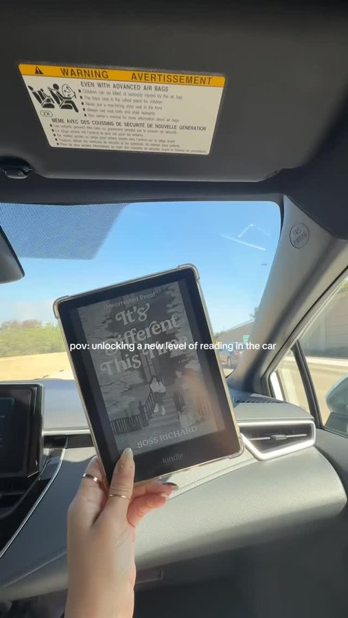 Instagram post by @bookthaography for LISEN. Caption reads: This @lisentech SuctionPro Phone Holder has been....