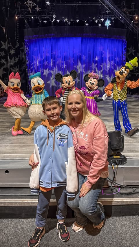 Instagram post by @memoirs.of.us for Disney On Ice. Caption reads: [...] one of our favourite days together—Disney On....