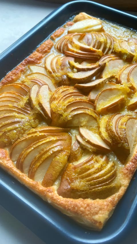 Instagram post by @boroughchef for Joseph Joseph. Caption reads: [...] - festive puddings made easy with....