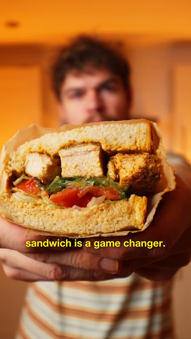 Instagram post by @onlyscrans for Heinz. Caption reads: GRILLED CHICKEN SANDWICH

Lunch is sorted with....