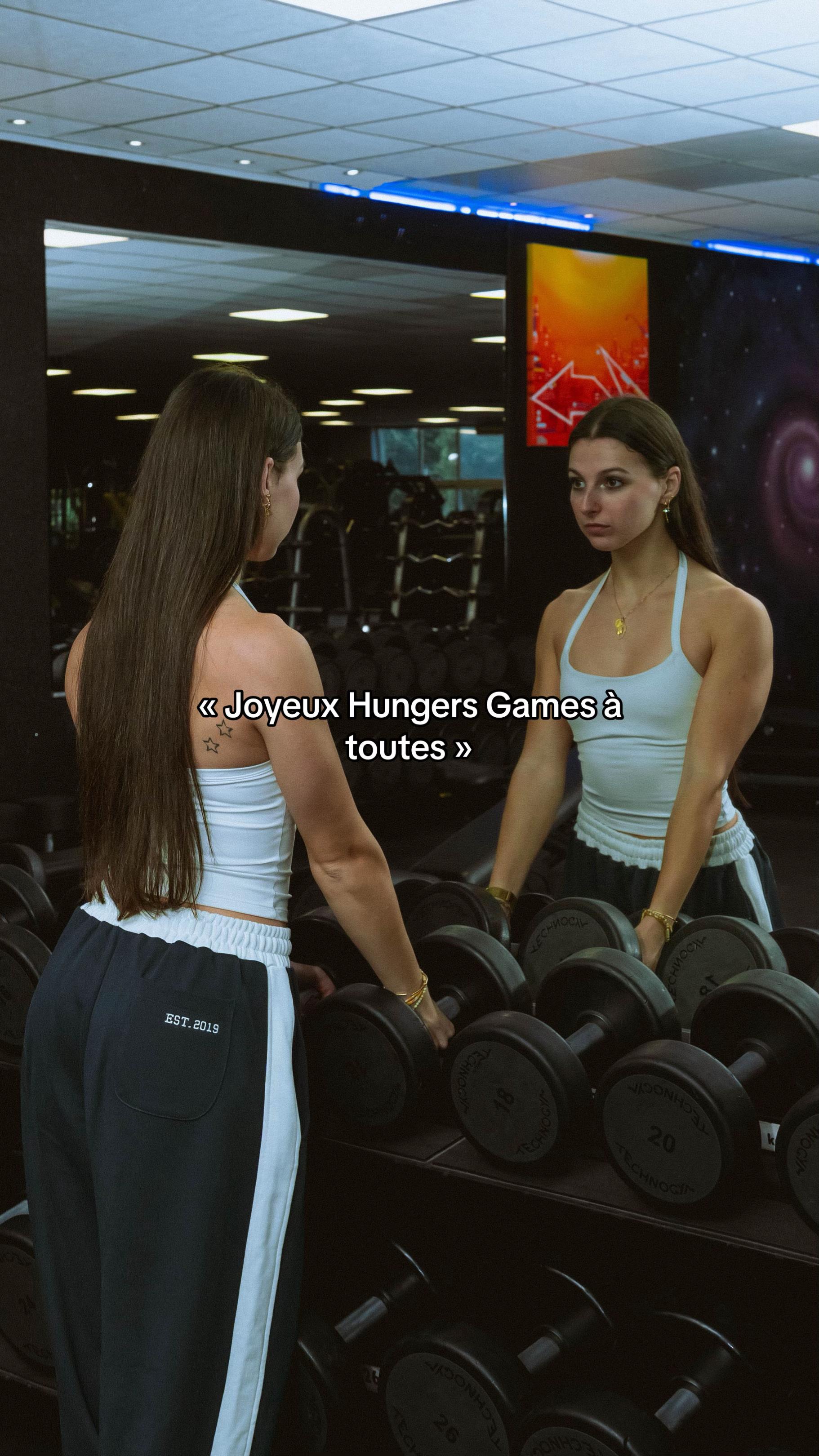 TikTok post by @marine__frt for Teveo. Caption reads: @TEVEO | code MARINE10 #gym #gymgirl [...].