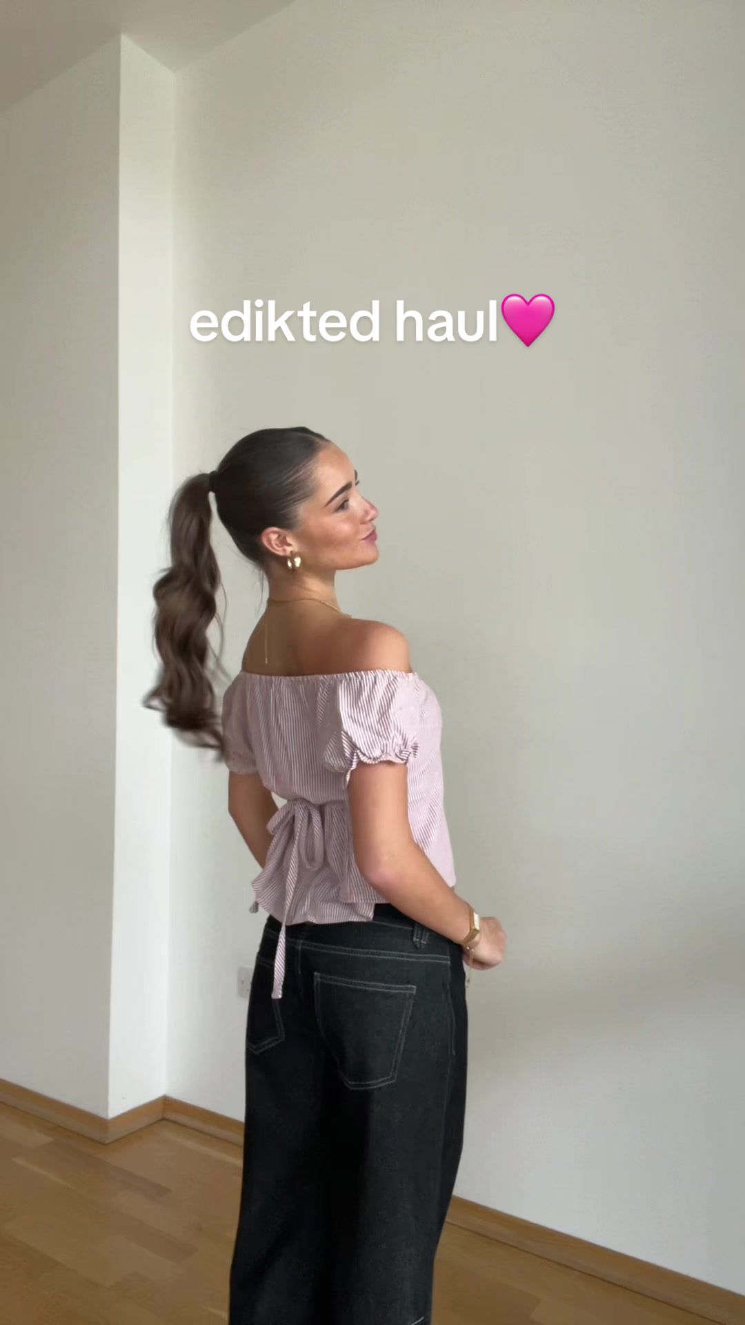 TikTok post by @et4lie for Edikted. Caption reads: Huge 60% off site wide for BF!! You can use my....