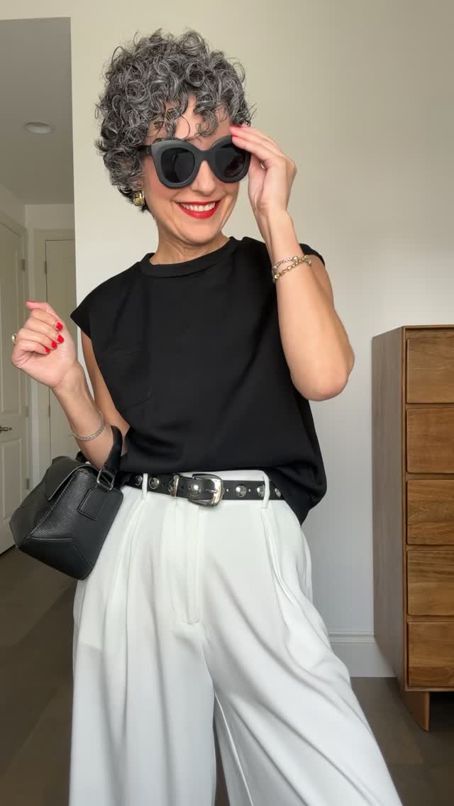 Instagram post by @graziaheartsgiorgio for Sperry. Caption reads: If you like my favorite travel dress I’ve shared....