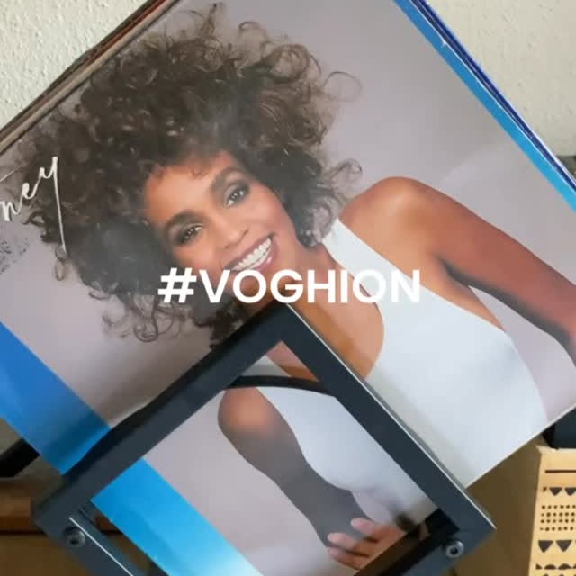 Instagram post by @carlosdnobrega for Voghion. Caption reads: Looking for a stylish way to show off your vinyl....
