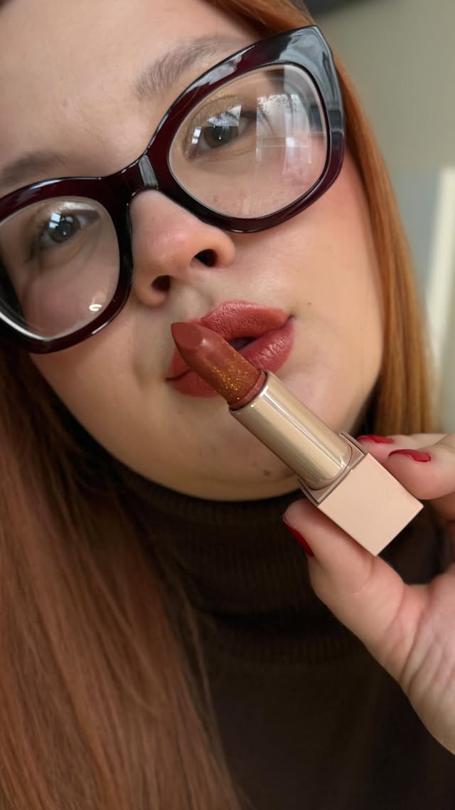 Instagram post by @girl_era_uk for Oulac Cosmetics. Caption reads: *AD/PR Diamond dust lipstick art....