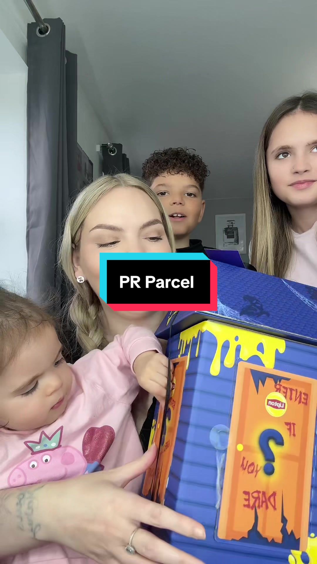 TikTok post by @thesmfamily for Lipton Ice Tea Switzerland. Caption reads: Thank you so much @liptonicetea we absolutely love....