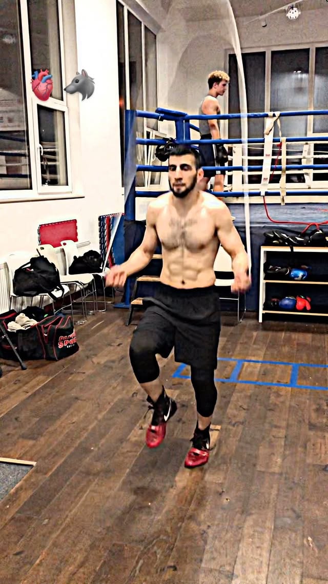 Instagram post by @arminazari07 for BoxRope. Caption reads: Use code (COLDKILLER247) for 10% off @boxrope....