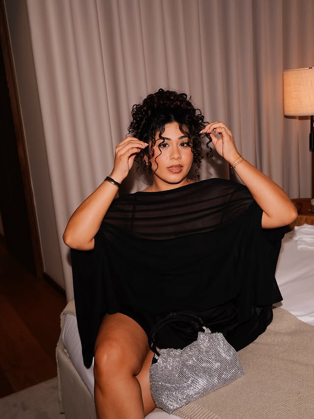 Instagram post by @curlswithkeish for Fenty Hair. Caption reads: [...] it was SO easy) The best evening with....