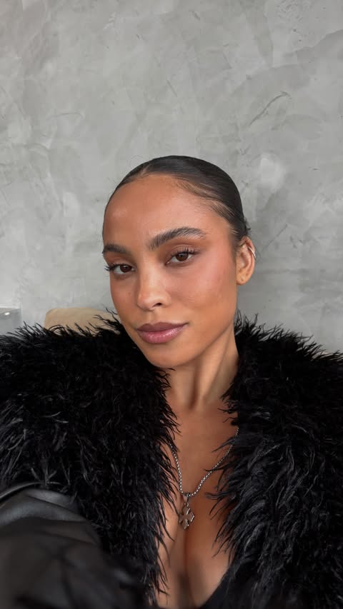 Instagram post by @ririsimpson for White Fox Boutique. Caption reads: POV: you just found the deal of the year 👀 shop....