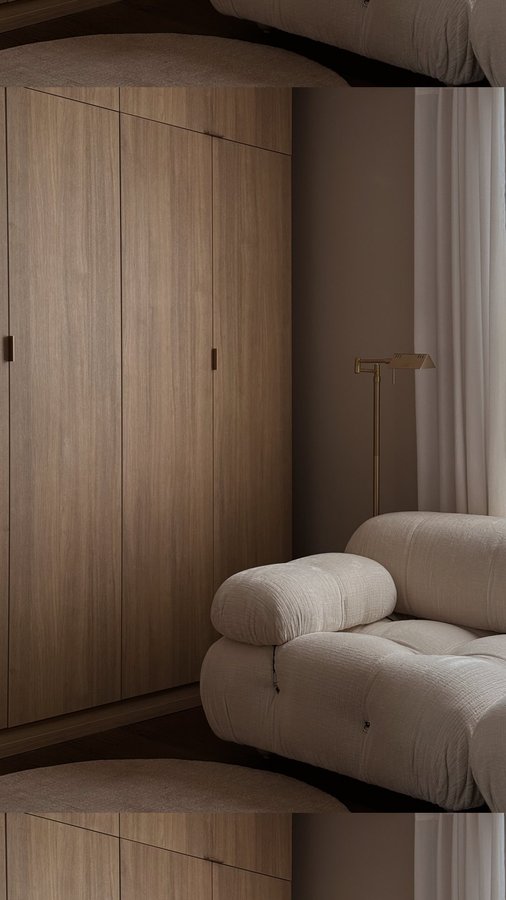 Instagram post by @alyssa.lenore for thredUP. Caption reads: A lot has changed over the years but I love my....