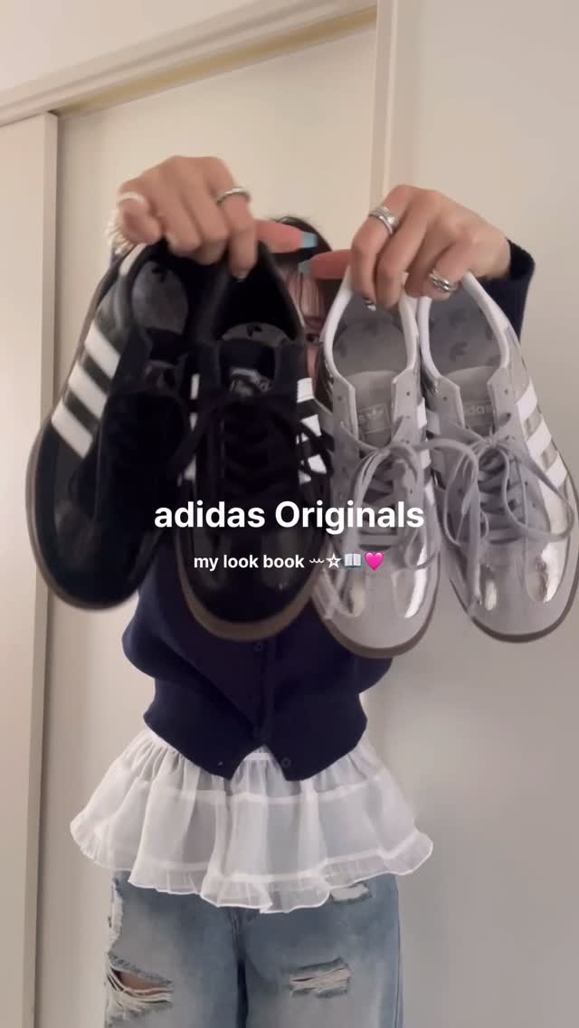 Instagram post by @a_ramnend_0705 for ABC-MART KIDS. Caption reads: ・
@abc_mart_japan 🤎
ABCマート限定のadidas....