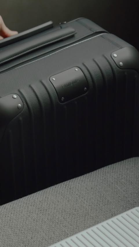 Instagram post by @justin.tse for RIMOWA. Caption reads: The RIMOWA Distinct collection is a different....
