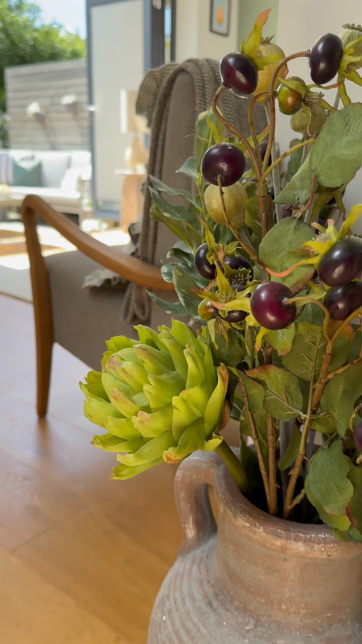 Instagram post by @oakenhome for Olivias. Caption reads: You loved the stills I shared of this....