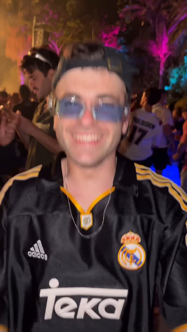 Instagram post by @jorge_amor for Ron Barceló (Spain). Caption reads: ✅ Ir a un Desalia
✅ Ir a 2 Desalias
✅ Ir a 3....