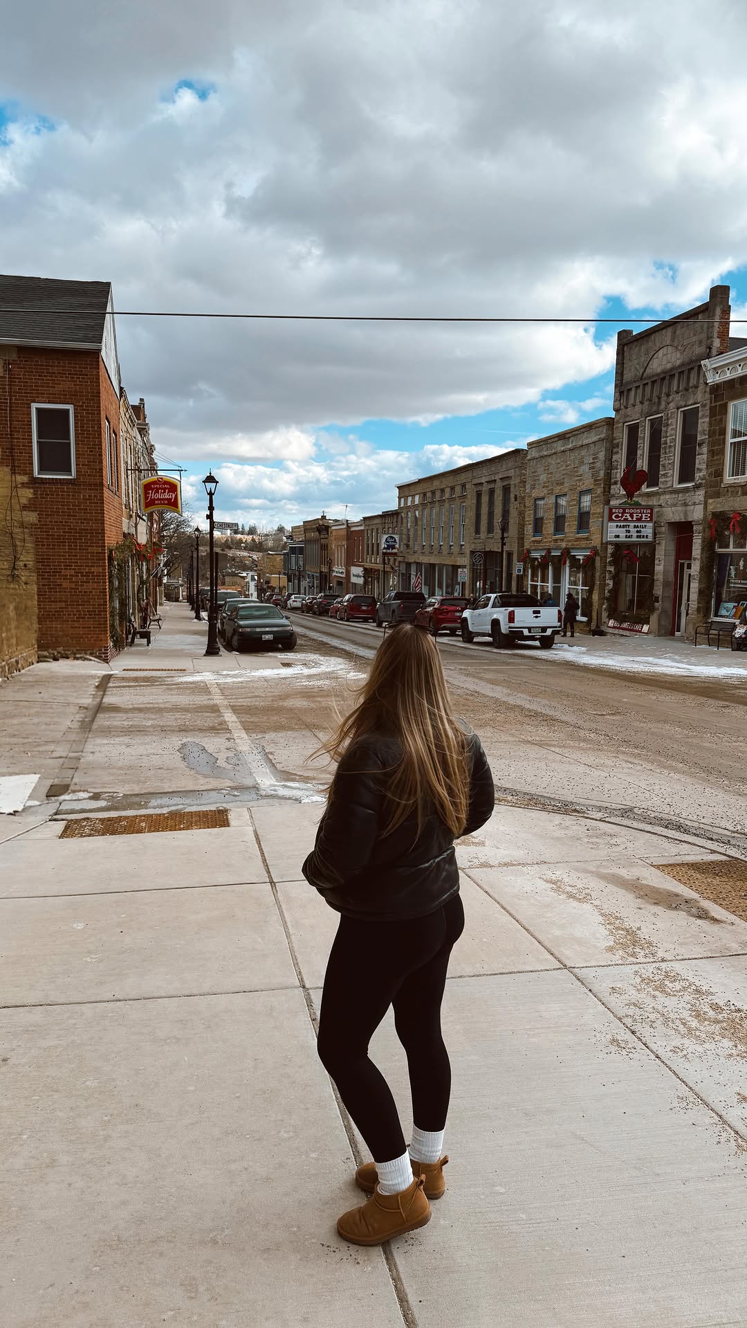 Instagram post by @coriinthecity for Travel Wisconsin. Caption reads: Midwest weekend getaways to take this winter❄️....