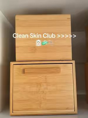 TikTok post by @lol.dreaaaa for Clean Skin Club. Caption reads: [...] hox is my personal favorite 🤭🙈😍 @Clean....