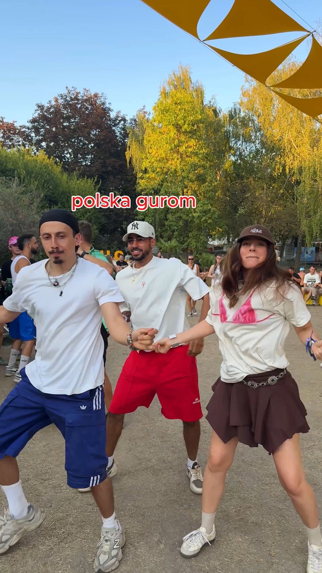 Instagram post by @piotrovscy for Lipton Iced Tea. Caption reads: POLSKA GUROM🇵🇱 @superboumj na @szigetofficial z....